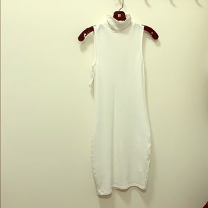 Turtle neck sleeveless dress